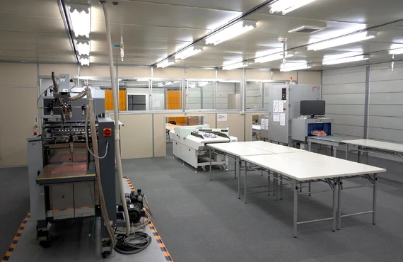 ディスプレイの代行 | 東京のアッセンブリ作業なら有限会社富士梱包